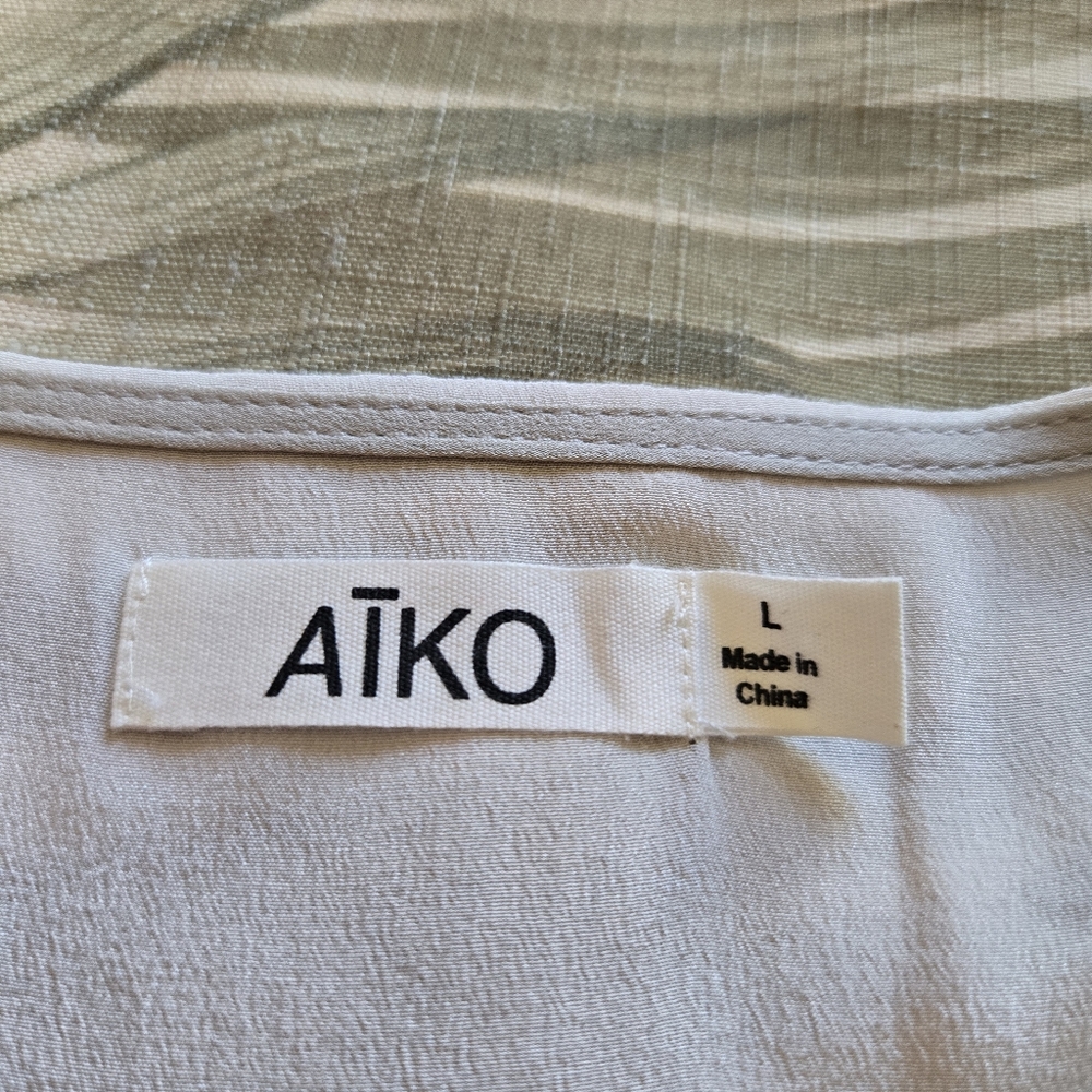 Aiko Elevated Basic White Tee Shirt Silk Semi She… - image 6